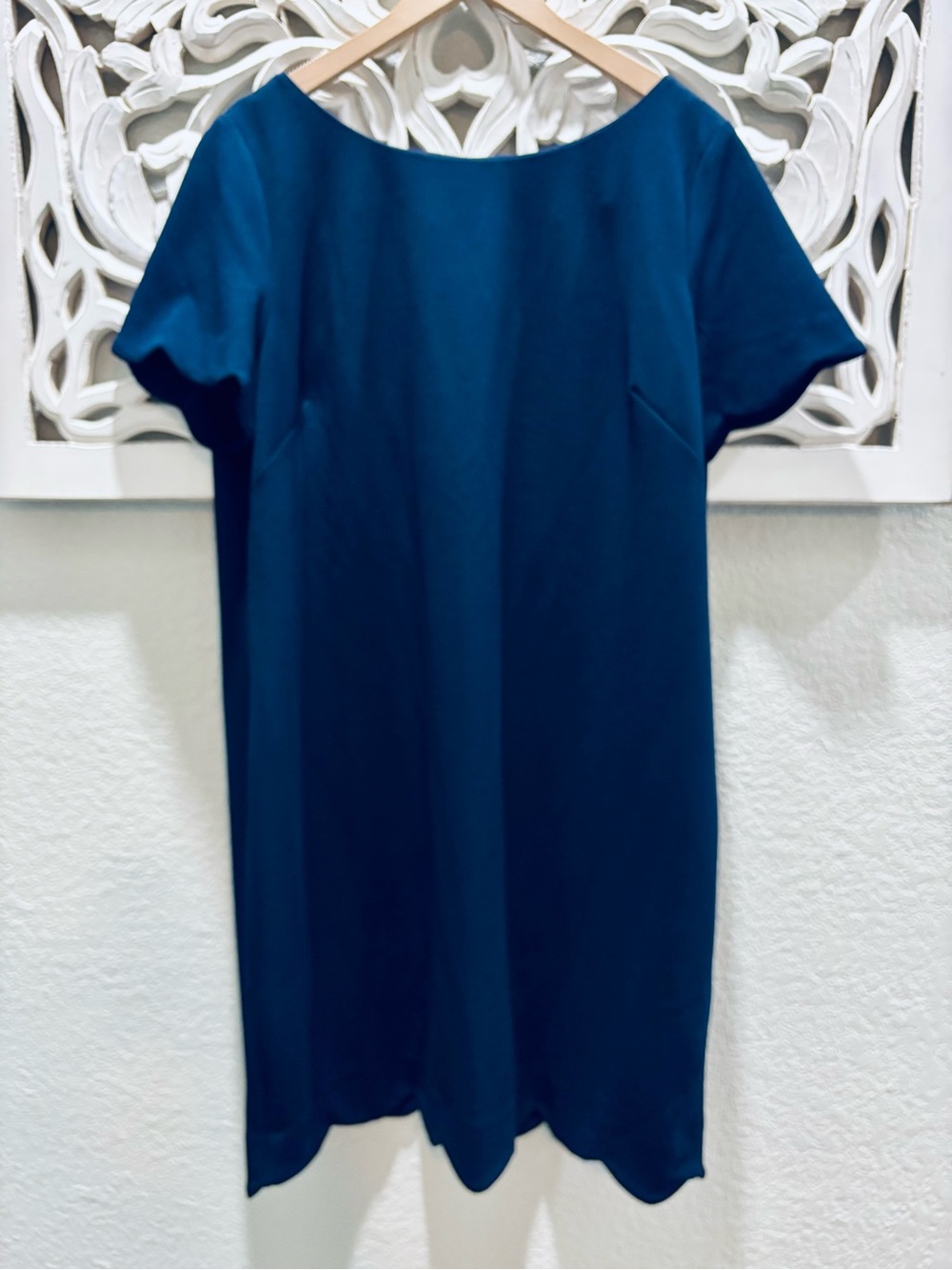 Anne Klein Scallop Shift Dress in Navy